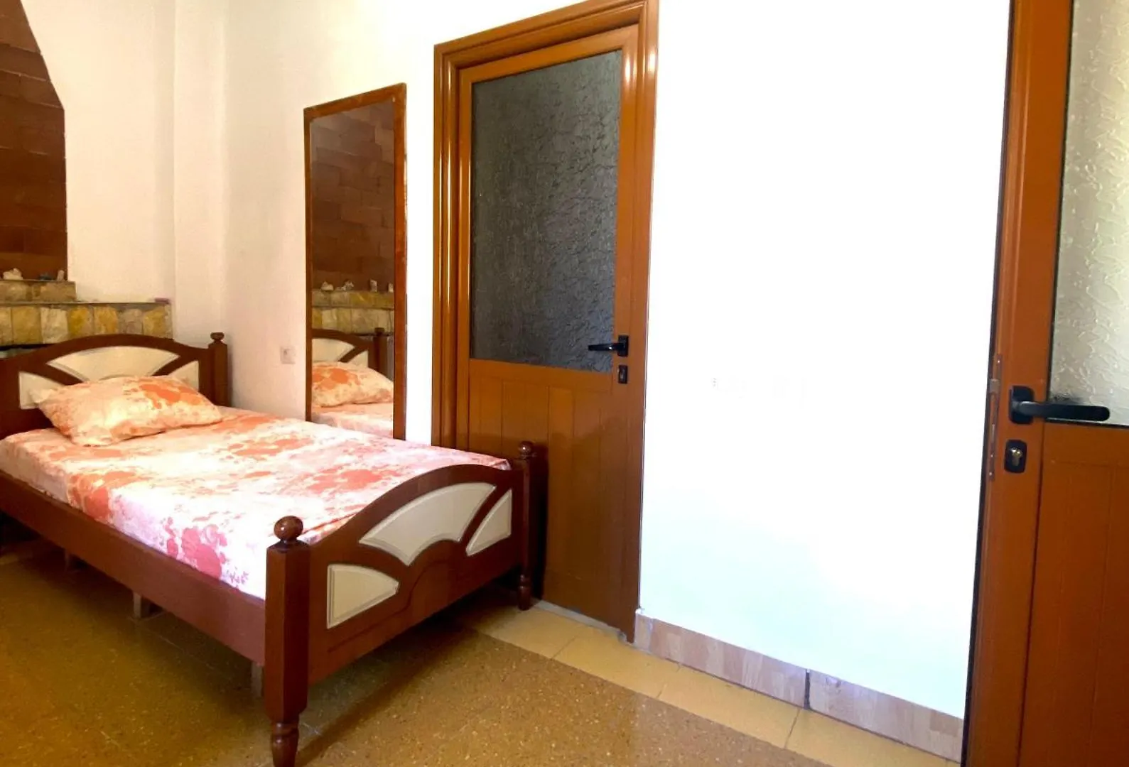 Gasthof Hotel At-Salaj2 Vlorë